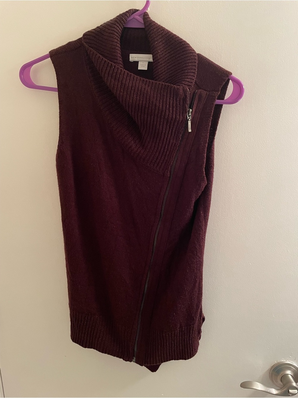 New York & Company Sleeveless Zip-Front Cowl Neck Sweater Vest in Burgundy